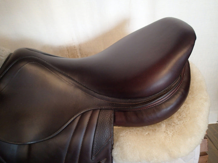 17.5" CWD Saddle - Full Buffalo - 2018 - 3C Flaps - SE03 - 4.75" dot to dot
