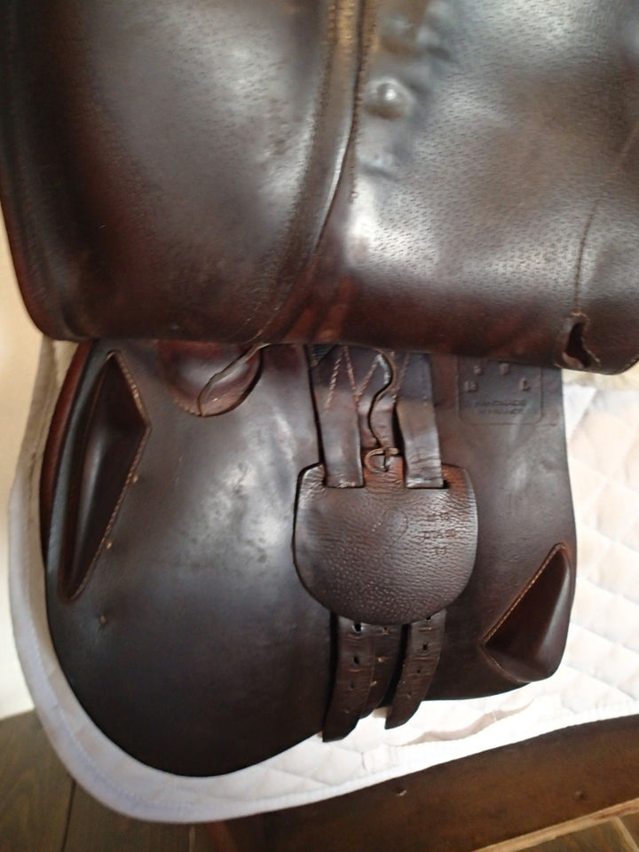 18" Antares Confort Saddle - Full Buffalo - 2014 - 3N Flaps - 4.75" dot to dot