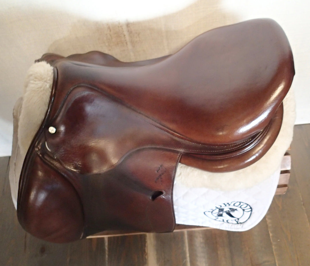 18" Antares Confort Saddle - Full Buffalo - 2014 - 3N Flaps - 4.75" dot to dot