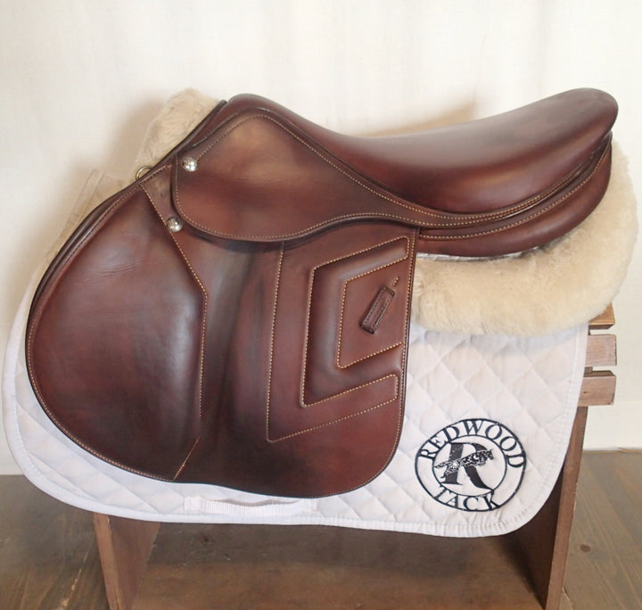 18" Renaissance Prestige Saddle - Full Calfskin - 2023 - 4.25" dot to dot