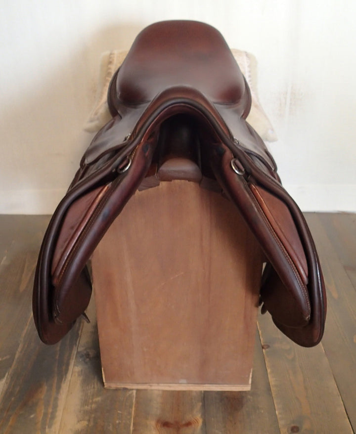 18" Renaissance Prestige Saddle - Full Calfskin - 2023 - 4.25" dot to dot