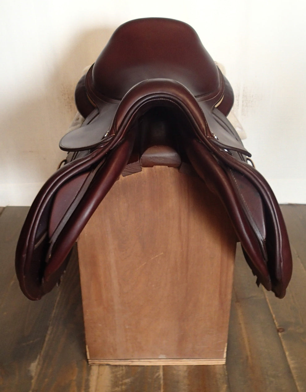 17" CWD Saddle - Full Buffalo - 2019 - 1C Flaps - SE01 - Pro Panels