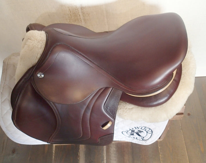 17" CWD Saddle - Full Buffalo - 2019 - 1C Flaps - SE01 - Pro Panels