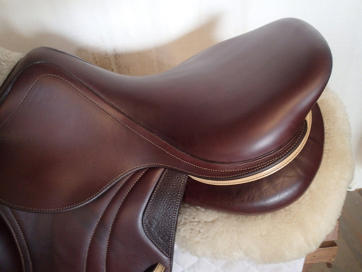 17" CWD Saddle - Full Buffalo - 2019 - 1C Flaps - SE01 - Pro Panels