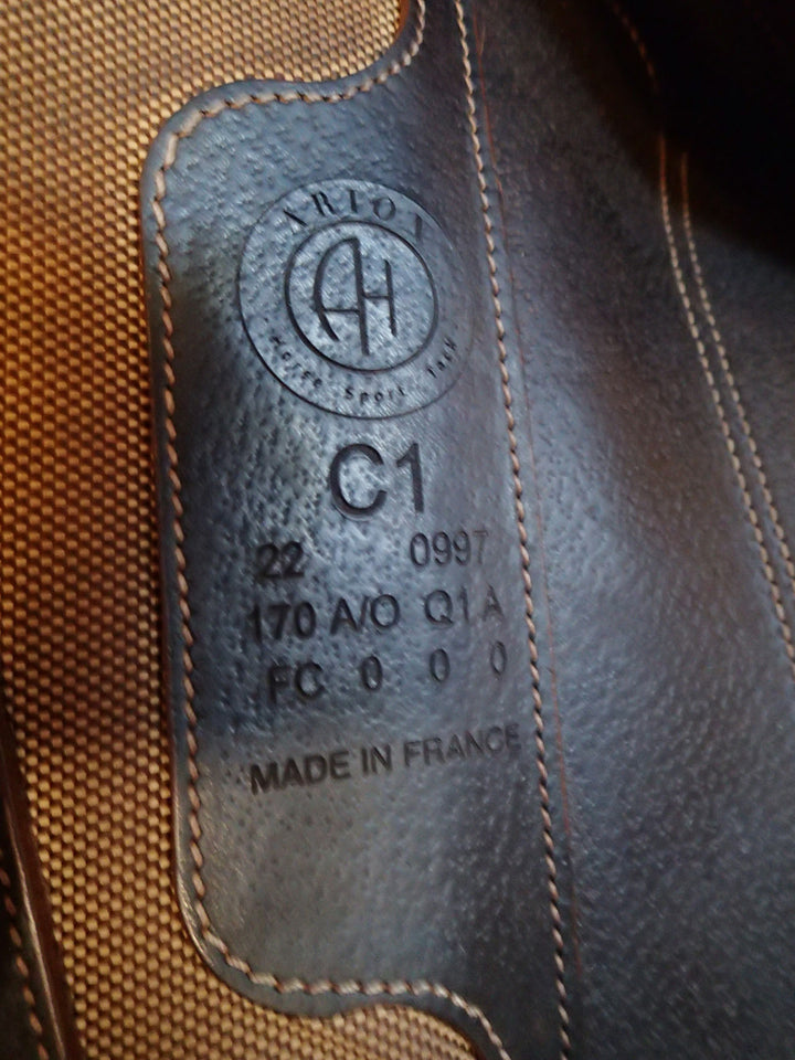 17" Arion C1 Monoflap Saddle - Full Calfskin - 2022 - 1A Flaps - 4.75" dot to dot - Pro Panels