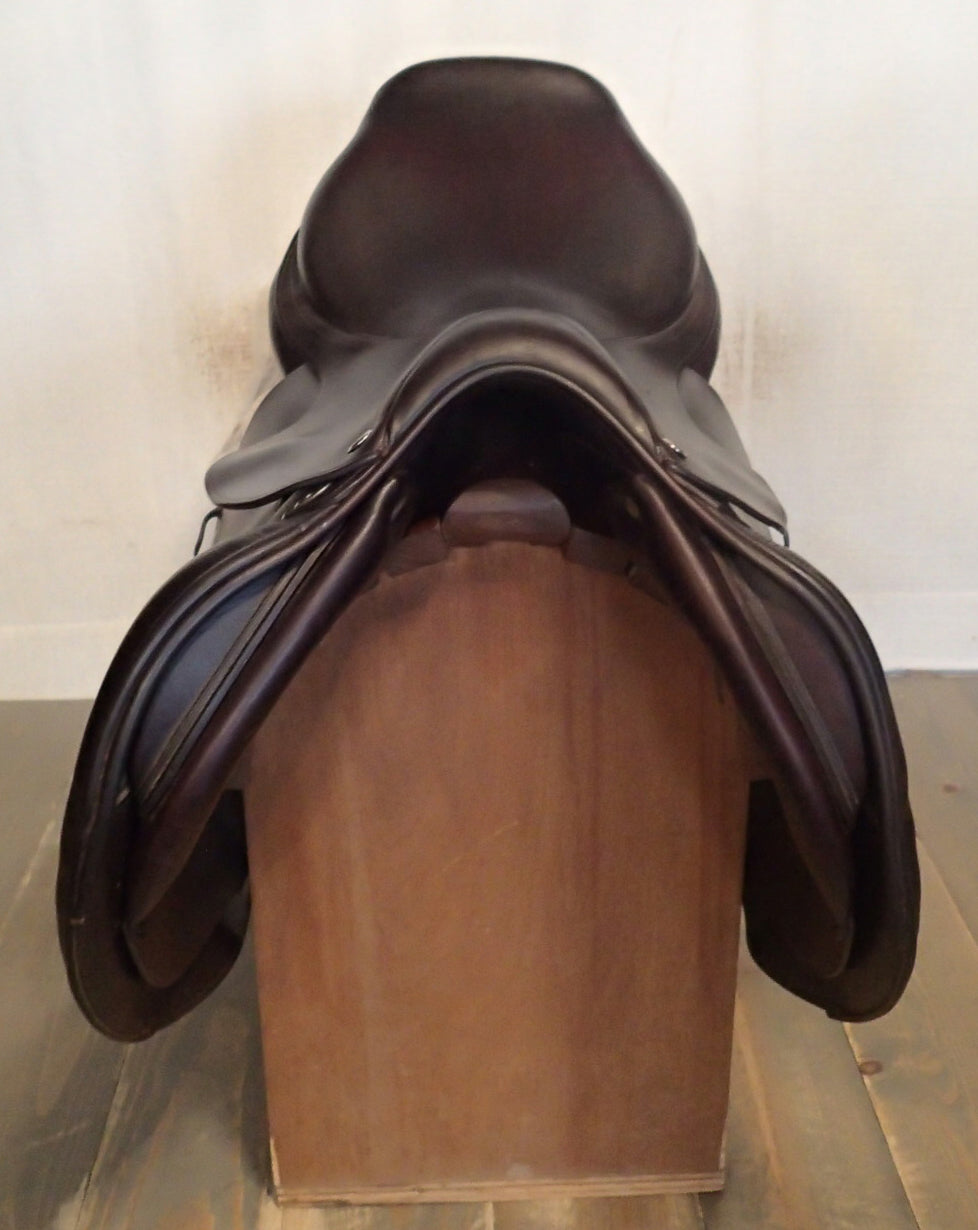 17.5" CWD Saddle - 2016 - 2L Flaps - SE02 - 4.75" dot to dot