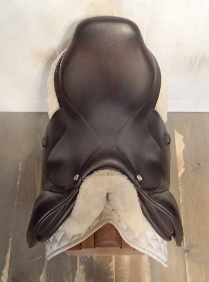 17.5" CWD Saddle - 2016 - 2L Flaps - SE02 - 4.75" dot to dot