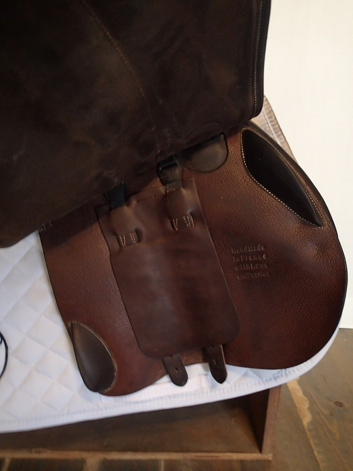 18.5" Voltaire Palm Beach Saddle - 2022 - 4AAR - 4.75" dot to dot - Pro Panels