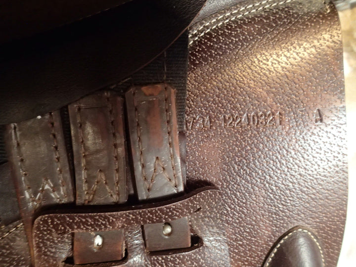 17" Prestige Versailles Saddle - 2021 - 4.5" dot to dot