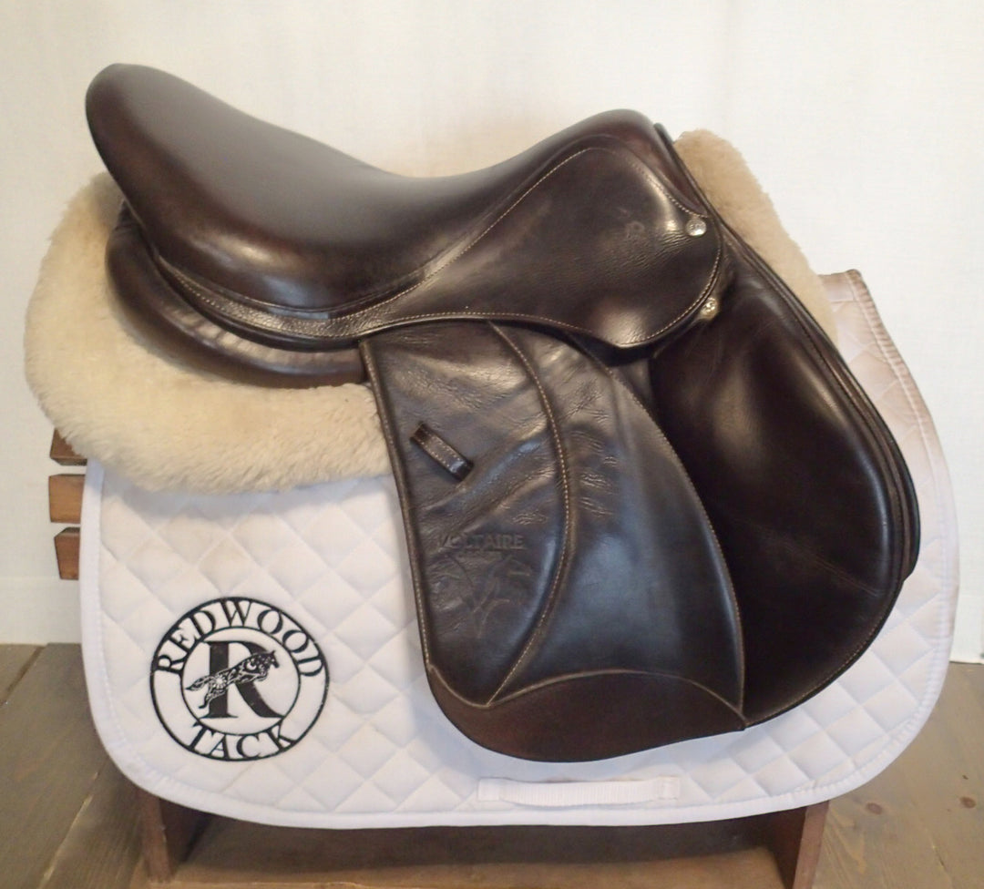 17" Voltaire Stuttgart Saddle - Full Buffalo - 2015 - 2A Flaps - 5" dot to dot - FIN Panels