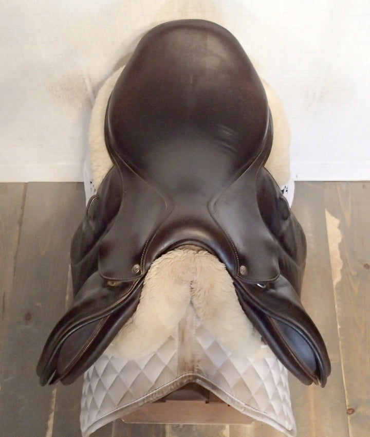 17" Voltaire Stuttgart Saddle - Full Buffalo - 2015 - 2A Flaps - 5" dot to dot - FIN Panels