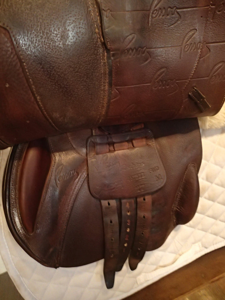 17" Rodrigo Pessoa XCH Exchangeable Gullet Saddle