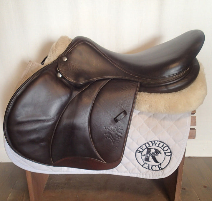 18.5" Voltaire Stuttgart Saddle - Full Buffalo - 2022 - 3AAAR Flaps - 4.75" dot to dot - Pro Panels