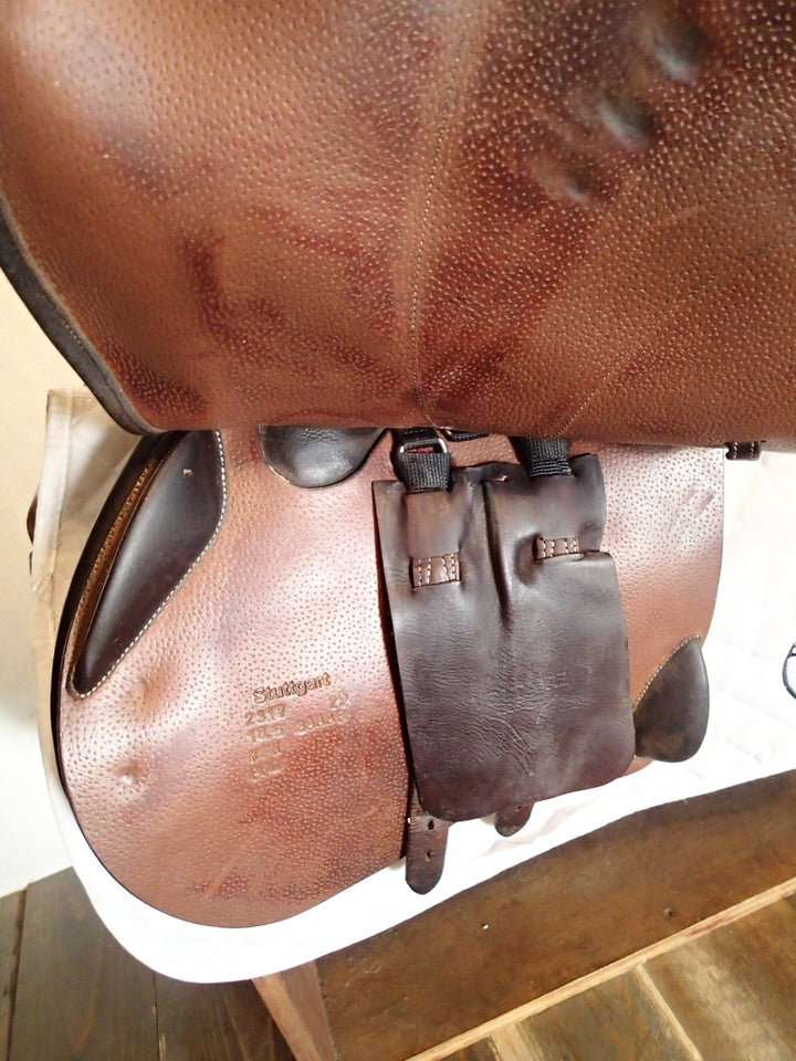18.5" Voltaire Stuttgart Saddle - Full Buffalo - 2022 - 3AAAR Flaps - 4.75" dot to dot - Pro Panels