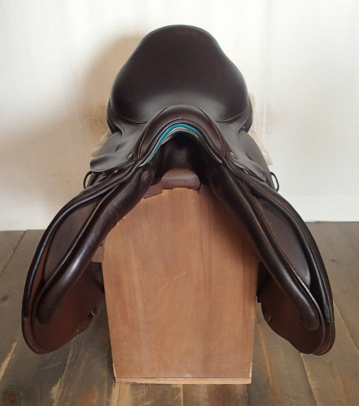 18.5" Voltaire Stuttgart Saddle - Full Buffalo - 2022 - 3AAAR Flaps - 4.75" dot to dot - Pro Panels