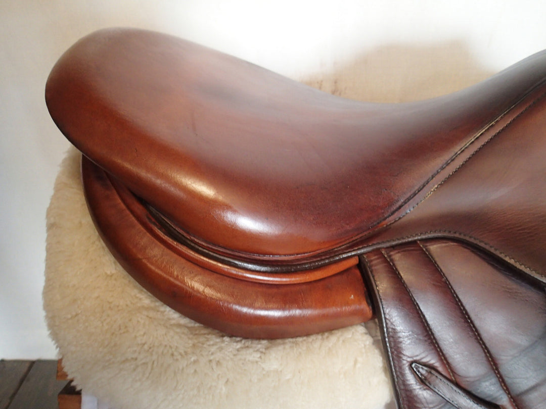 17" Butet Premium Saddle - Full Calfskin - 2015 - P Seat - 1 Flaps - 4.5" dot to dot