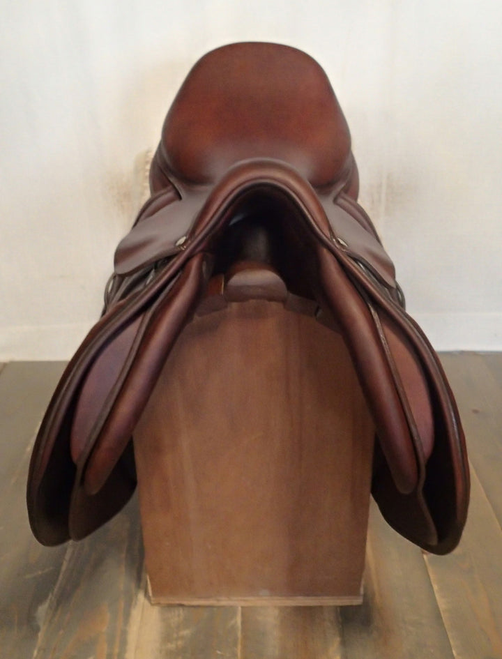 18" Butet Premium Saddle - Full Calfskin - 2008 - C Seat - 3.25 Flaps - 4.5" dot to dot
