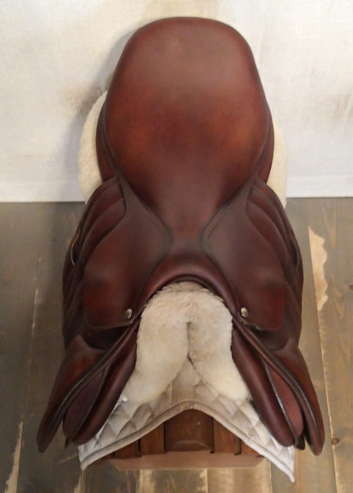 18" Butet Premium Saddle - Full Calfskin - 2008 - C Seat - 3.25 Flaps - 4.5" dot to dot