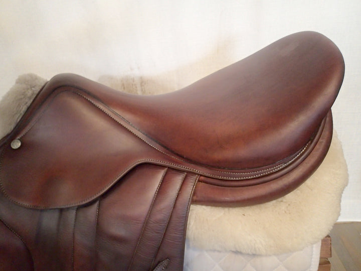 18" Butet Premium Saddle - Full Calfskin - 2008 - C Seat - 3.25 Flaps - 4.5" dot to dot