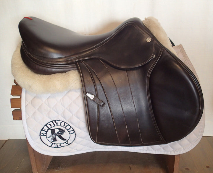 17.5" Equipe EK26 Saddle - 2023 - Full Calfskin - 4.75" dot to dot