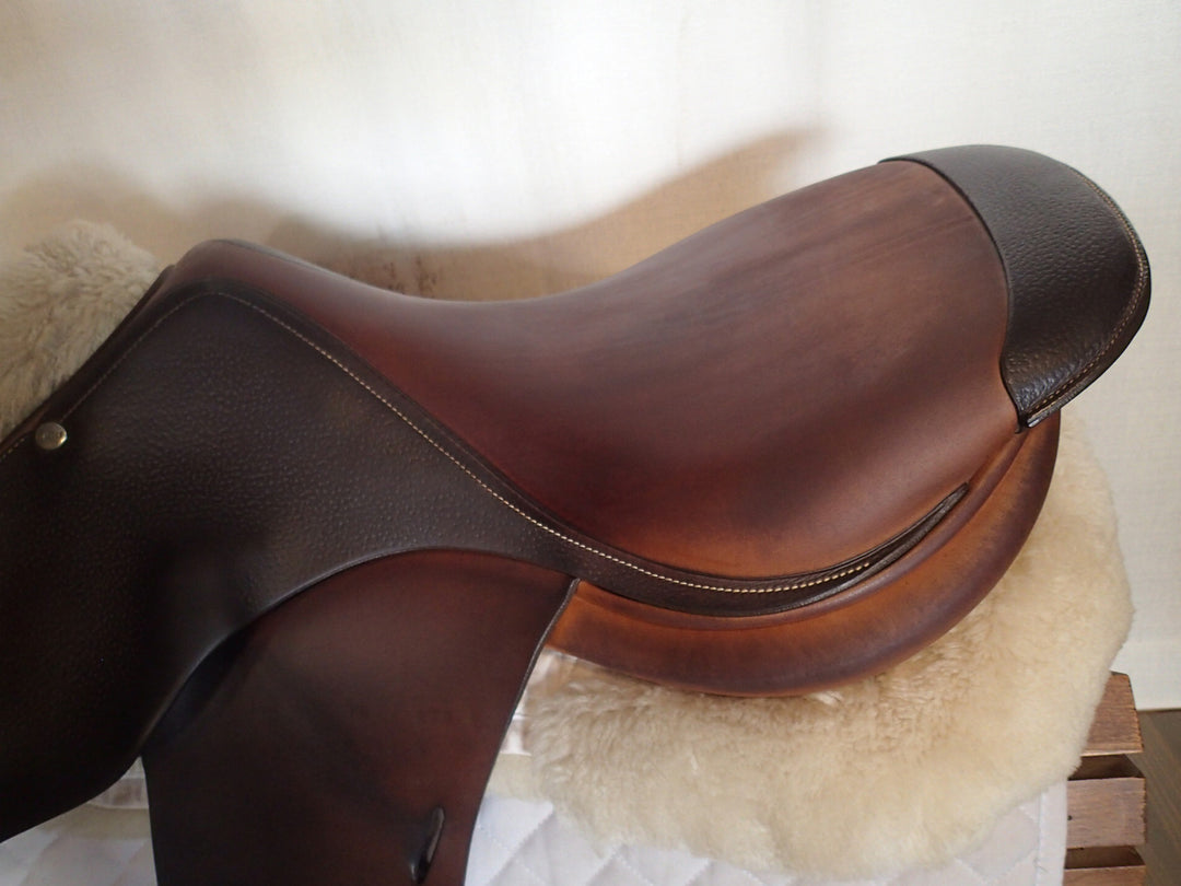 17.5" Butet Practice Saddle - 2014 - P Seat - 4.5" dot to dot