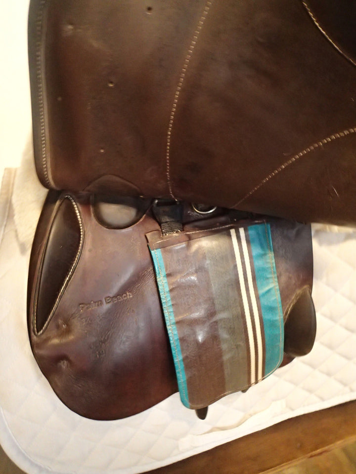 16.5" Voltaire Palm Beach Saddle - Full Buffalo - 2014 - 1 Flaps - 4.75" dot to dot - XFIN panels
