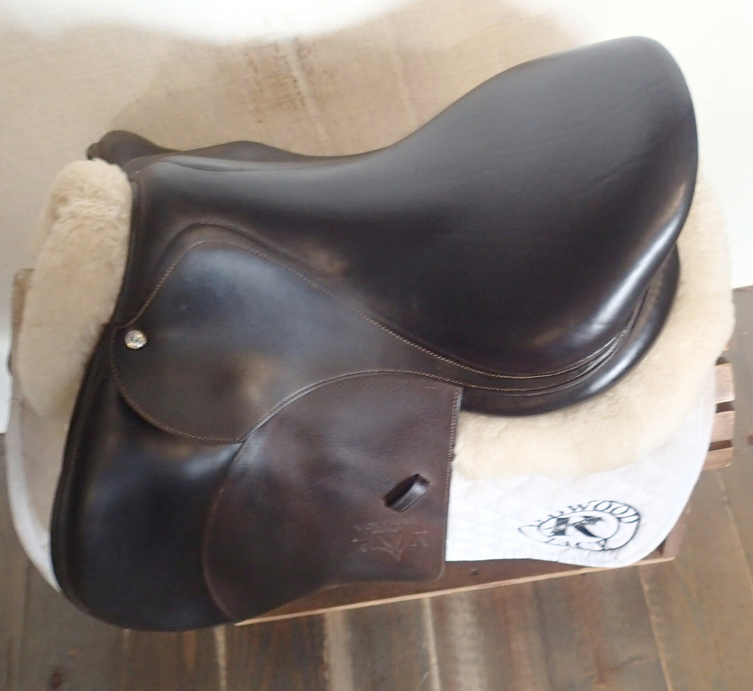 17" Voltaire Stuttgart Saddle - 2019 - 2 Flaps - 4.75" dot to dot - Pro Panels