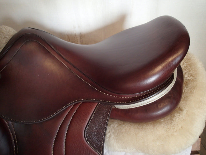 16.5" CWD Saddle - Full Buffalo - 2022 - 2L Flaps - SE03