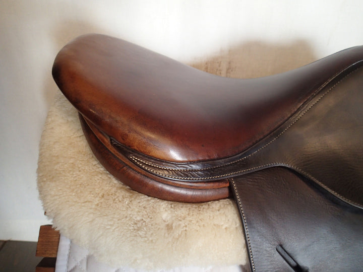 16" Butet Saddle - 2003 - P Seat - 0 Flaps - 3.25" dot to dot