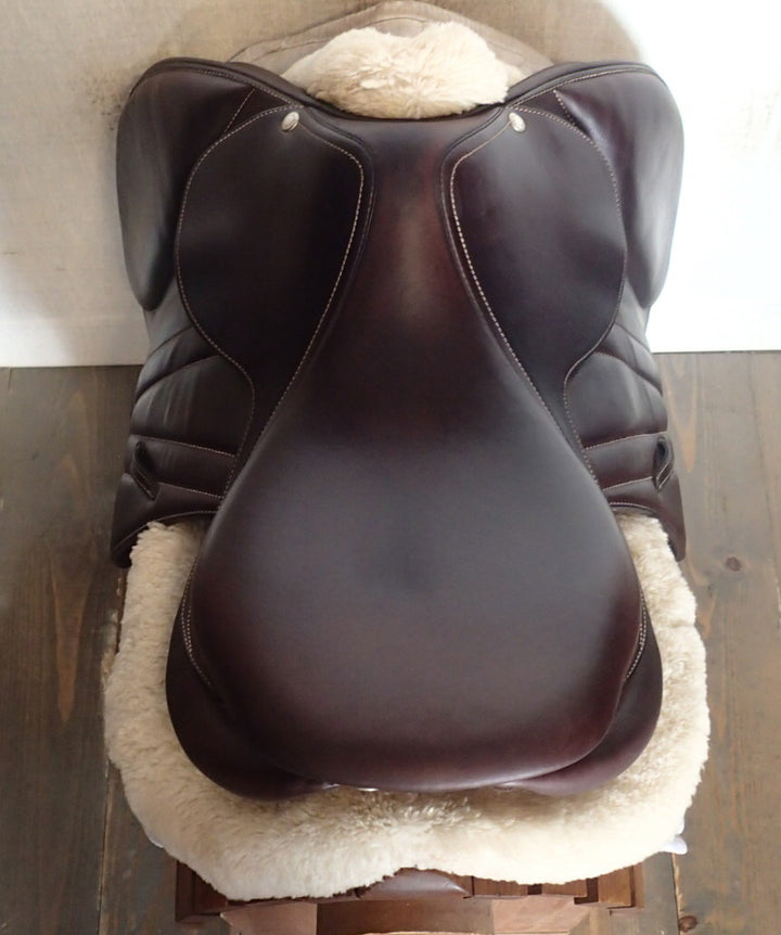 17" Butet Premium Saddle - Full Calfskin - 2024 - L Seat - 2.5 Flaps - 4.25" dot to dot