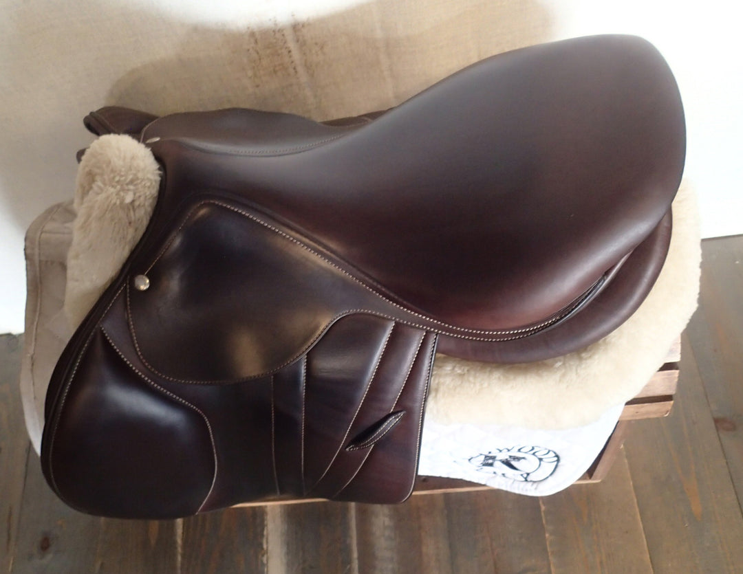 17" Butet Premium Saddle - Full Calfskin - 2024 - L Seat - 2.5 Flaps - 4.25" dot to dot