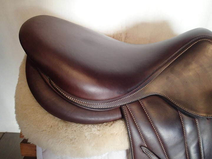 17" Butet Premium Saddle - Full Calfskin - 2024 - L Seat - 2.5 Flaps - 4.25" dot to dot