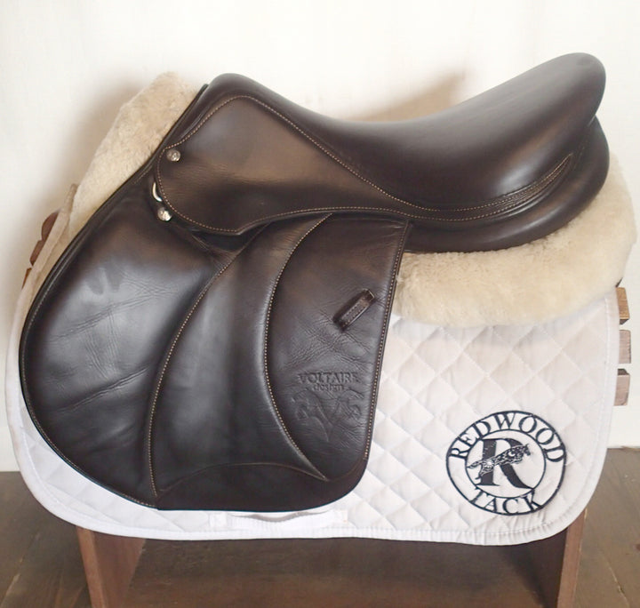 17.5" Voltaire Calgary Saddle - Full Buffalo - 2017 - 2A Flaps - 4.75" dot to dot - FIN Panels