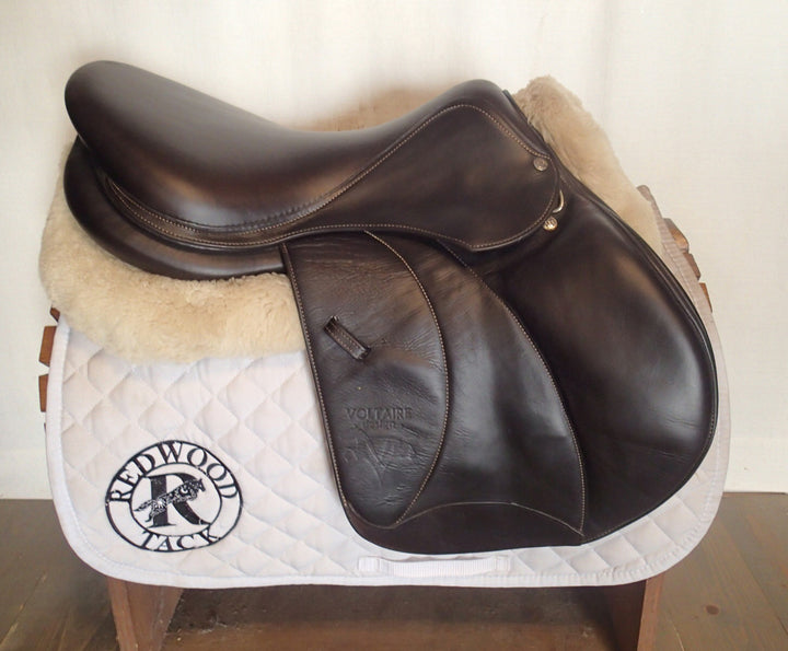 17.5" Voltaire Calgary Saddle - Full Buffalo - 2017 - 2A Flaps - 4.75" dot to dot - FIN Panels