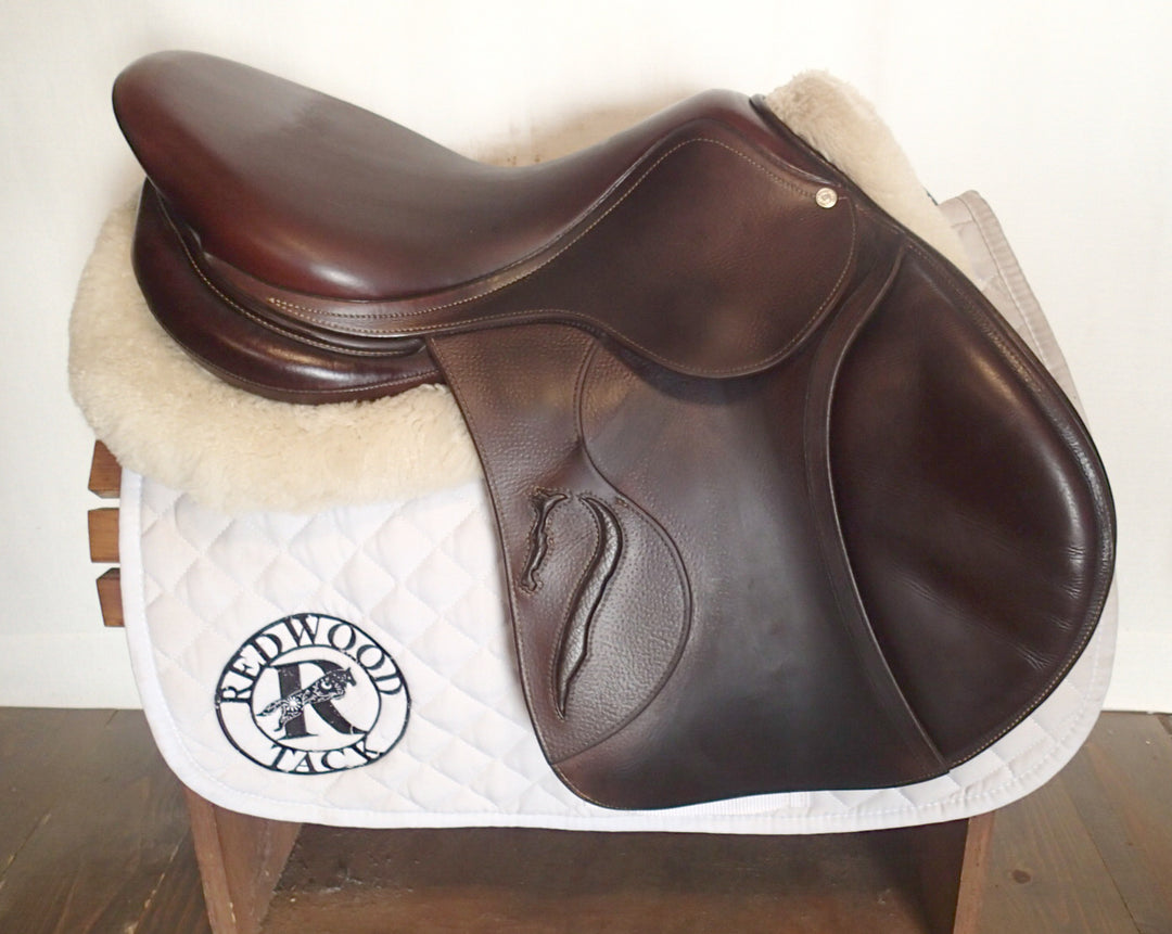17" Antares Evolution Saddle - 2016 - 2A Flaps - 4.5" dot to dot