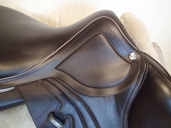 17" CWD Mademoiselle 2Gs Saddle - Full Buffalo - 2021 - 2C Flaps - SE32