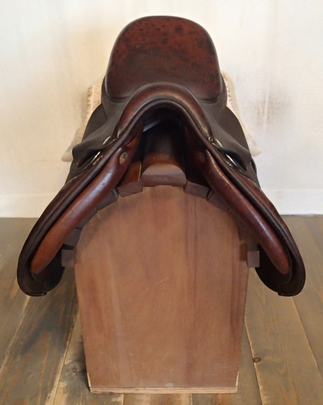 14.5" / 15" Baby Butet Saddle - 2006 - 0 Flaps - 4.5" dot to dot