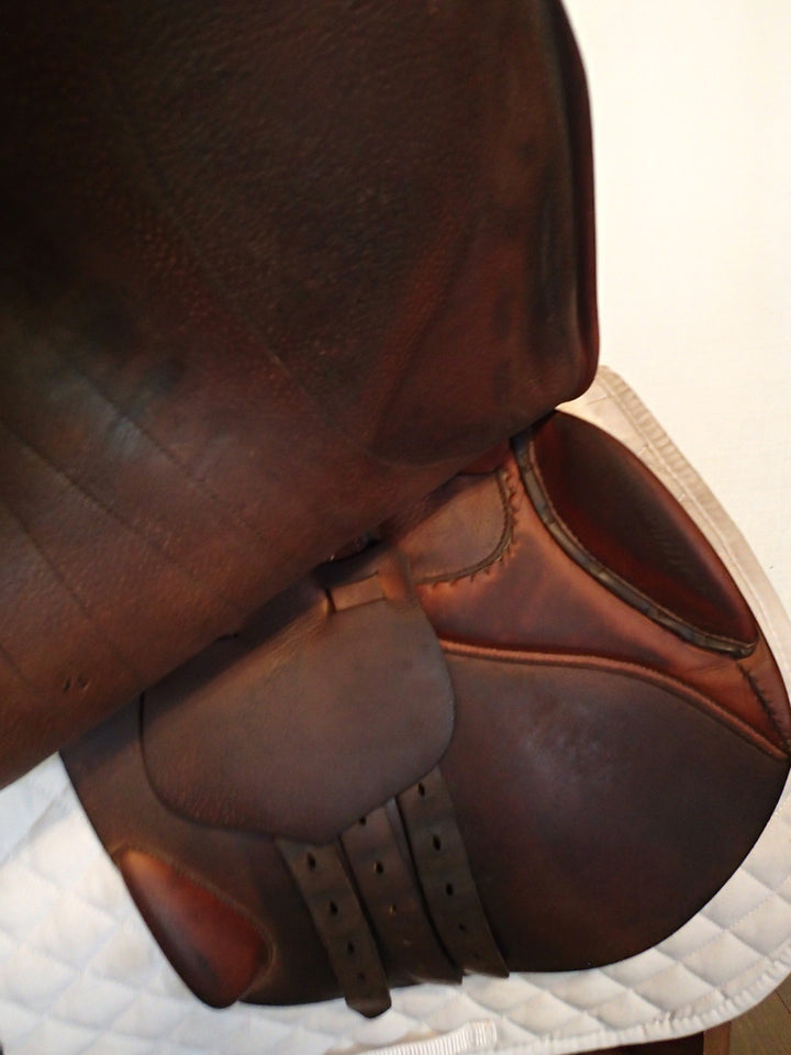 17" Butet Premium Saddle - Full Calfskin - 2015 - L Seat - 2.5 Flaps - 4.25" dot to dot