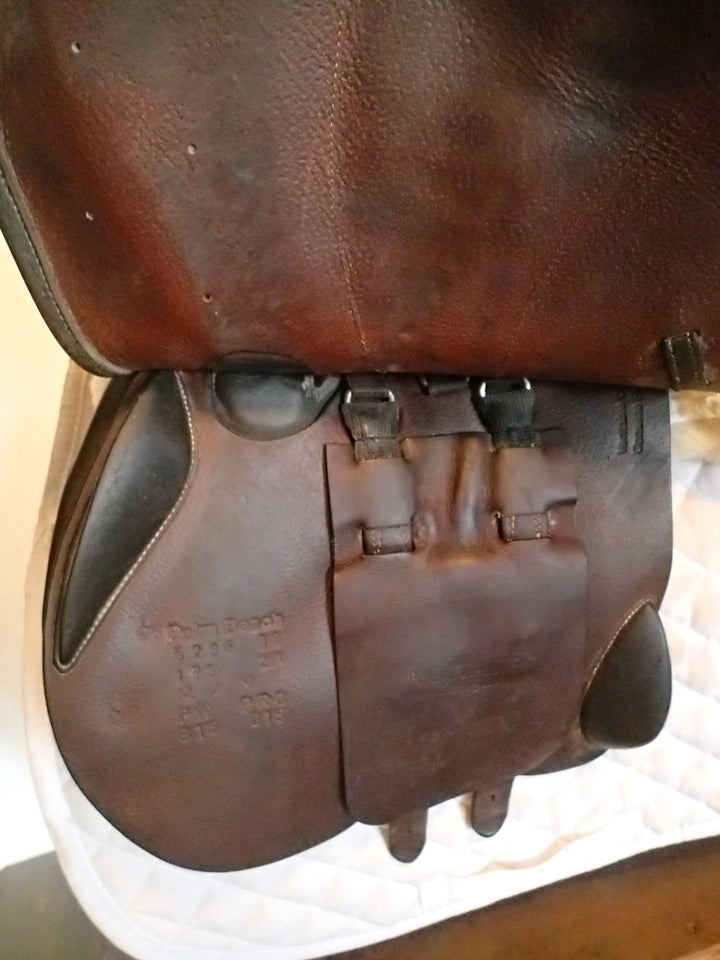 17.5" Voltaire Palm Beach Saddle - Full Buffalo - 2018 - 2A Flaps - 4.5" dot to dot - Pro Panels