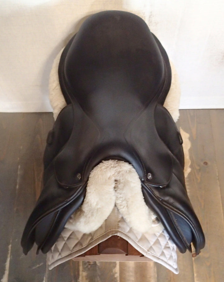17.5" Voltaire Palm Beach Saddle - Full Buffalo - 2018 - 2A Flaps - 4.5" dot to dot - Pro Panels