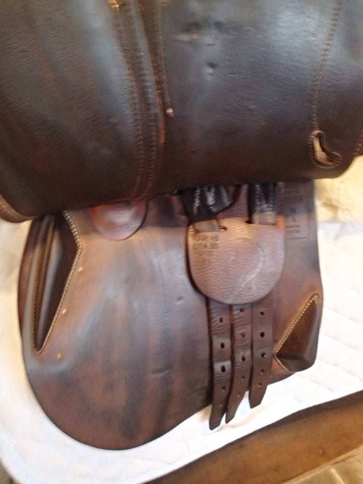 17" Antares Evolution Saddle - Full Buffalo - 2020 - 2N Flaps - 4.75" dot to dot
