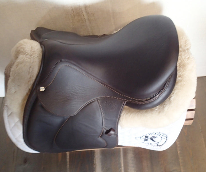 15.5" / 16" Antares Hero Saddle - Full Buffalo - 2023 - 4.5" dot to dot