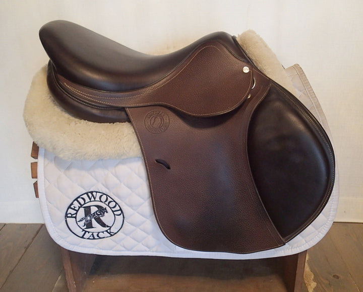 17" Antares Signature Saddle - 2016 - 2A Flaps - 4.75" dot to dot