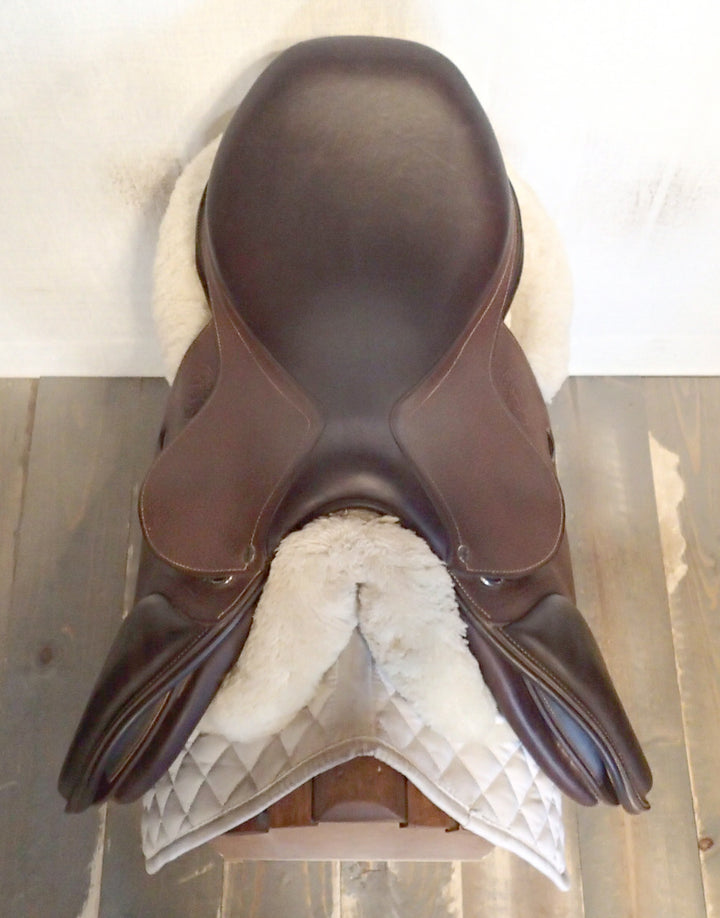 17" Antares Signature Saddle - 2016 - 2A Flaps - 4.75" dot to dot
