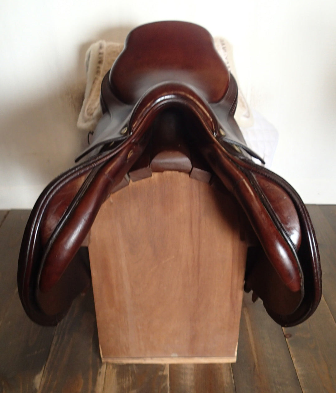 17" Bruno Delgrange Partition Saddle - 2004 - 4.75" dot to dot (905)