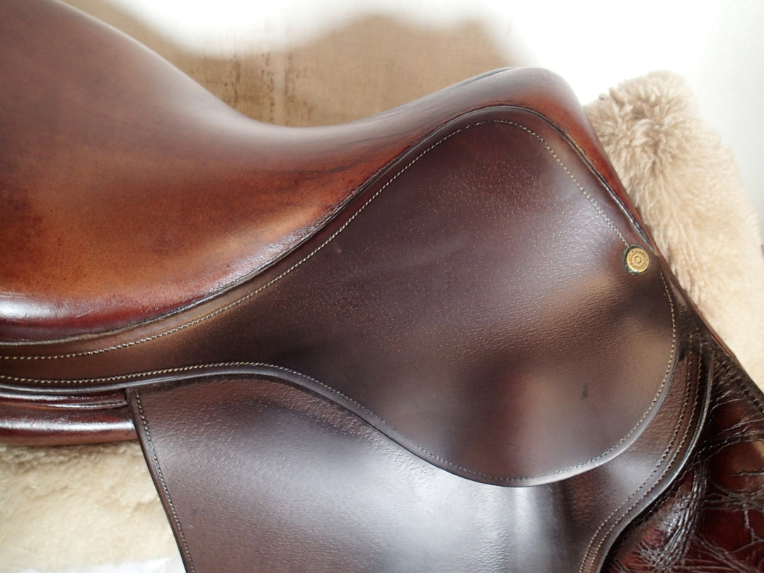 17" Bruno Delgrange Partition Saddle - 2004 - 4.75" dot to dot (905)