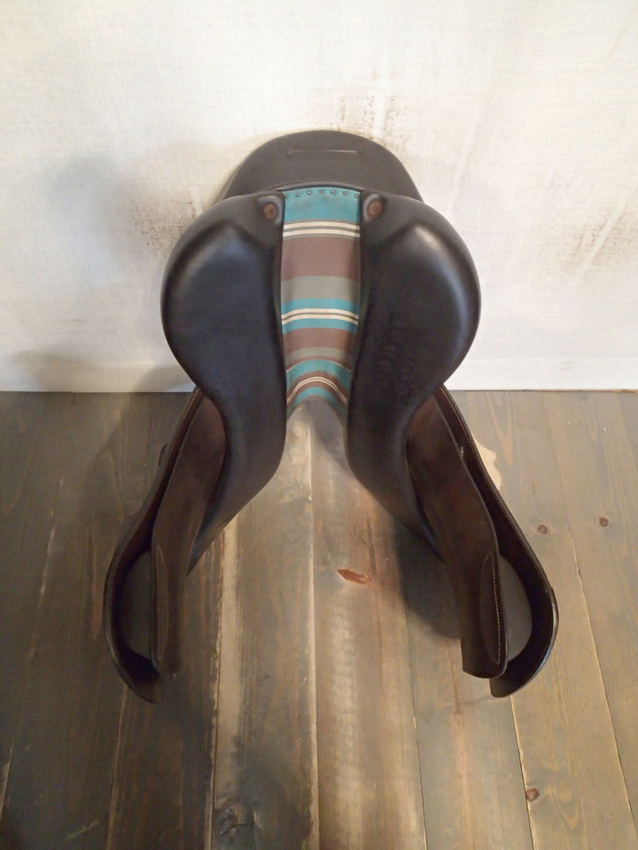 17.5" Voltaire Stuttgart Saddle - Full Buffalo - 2020 - 4AA Flaps - 4.75" dot to dot - FIN Panels