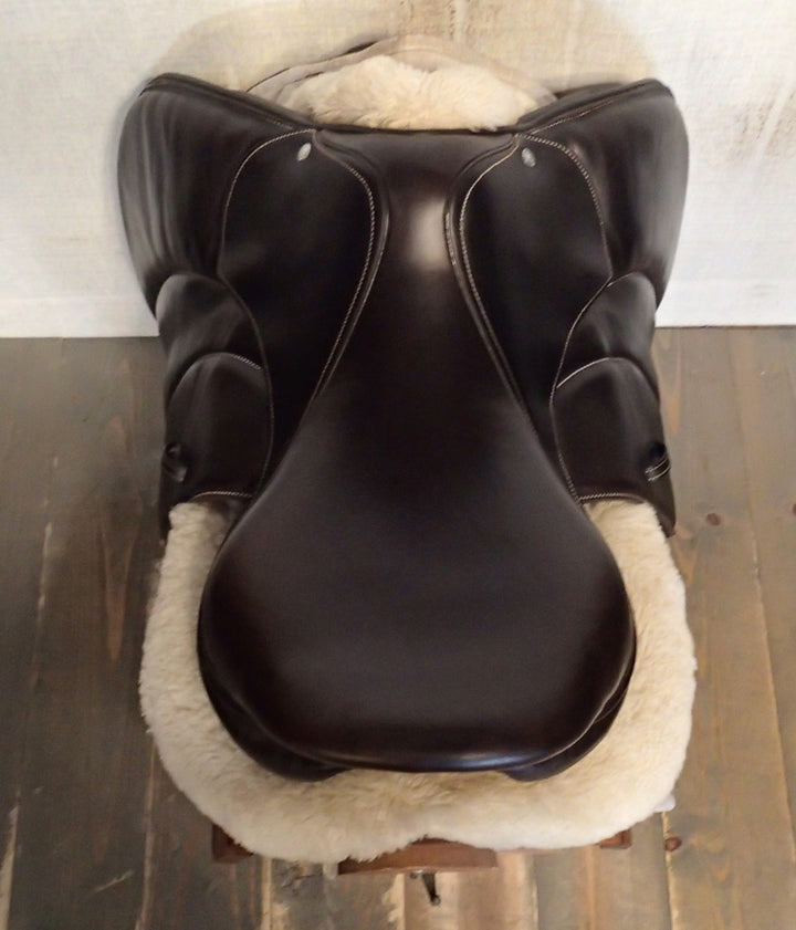 17.5" Voltaire Palm Beach Saddle - Full Buffalo - 2025 - 2AAA Flaps - 5" dot to dot - Pro Panels