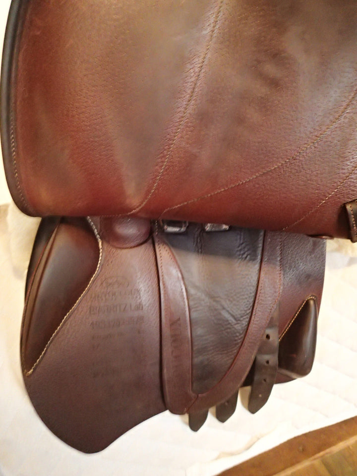 17" Devoucoux Biarritz Lab Saddle - Full Buffalo - 2019 - 2 Flaps - 4.5" dot to dot