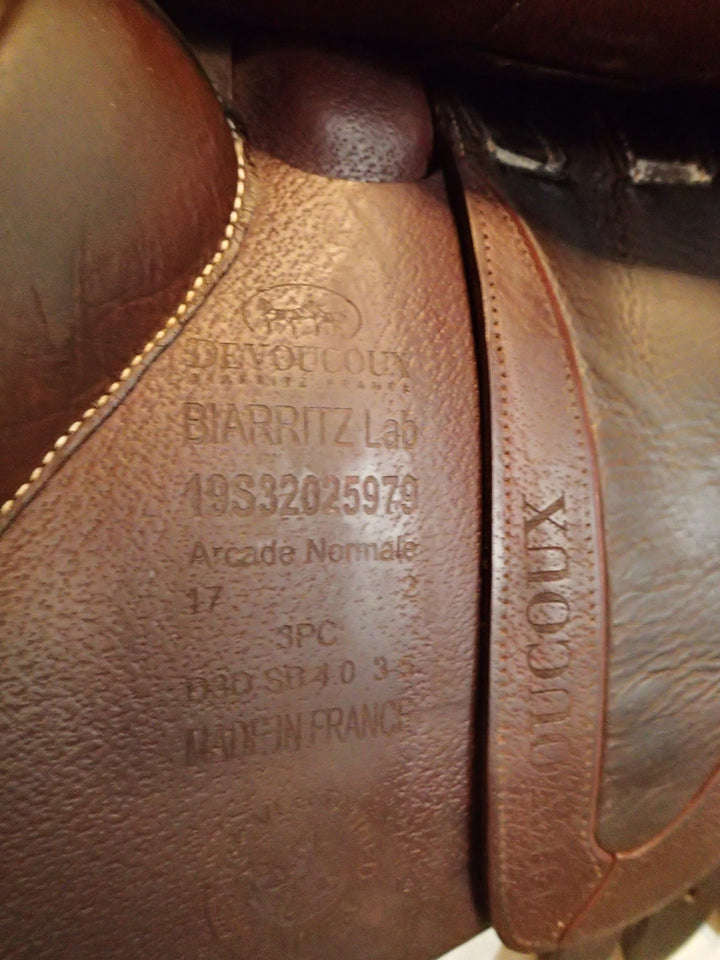 17" Devoucoux Biarritz Lab Saddle - Full Buffalo - 2019 - 2 Flaps - 4.5" dot to dot